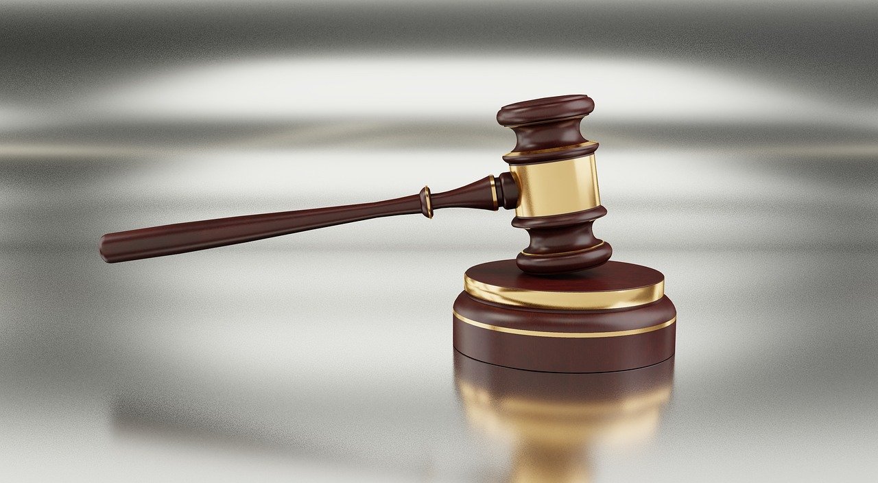 Gavel 3575414 1280